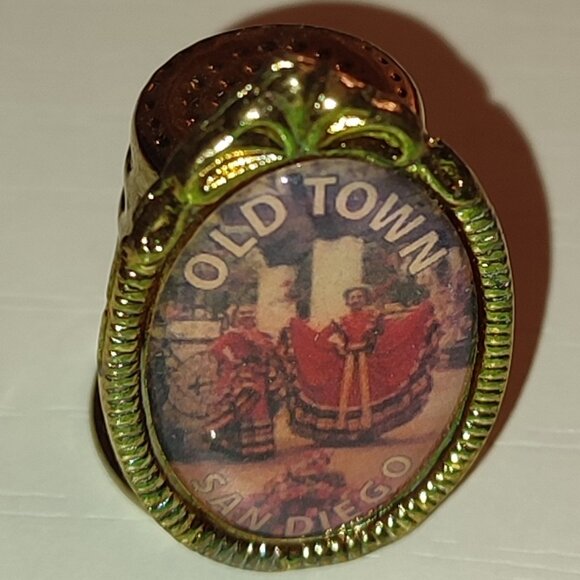 San Diego California Thimble Old Town Collectible Metal Ethnic Dress Vintage - Picture 1 of 8